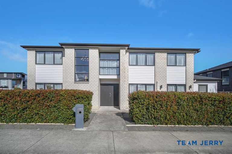 Photo of property in 76 Donegal Park Drive, Flat Bush, Auckland, 2019