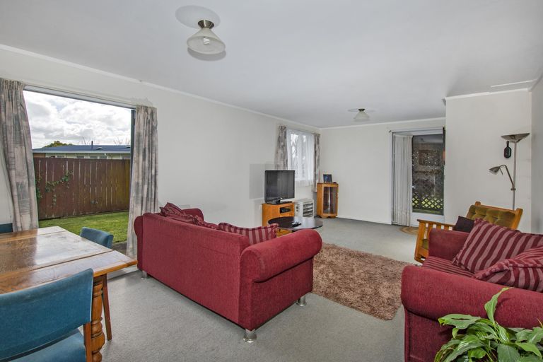 Photo of property in 57 Sherwood Road, Onerahi, Whangarei, 0110