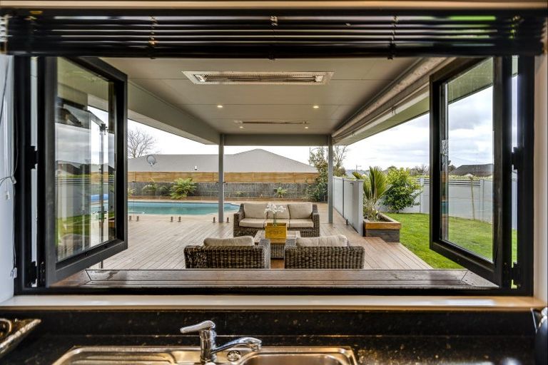 Photo of property in 2 The Croft, Havelock North, 4130