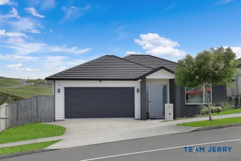 Photo of property in 9 Flannery Road, Pokeno, 2402