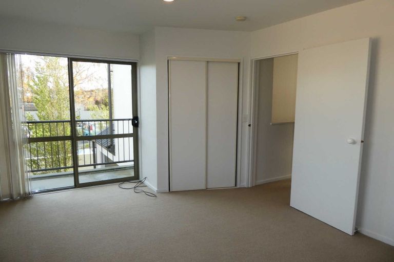 Photo of property in 18 Mona Vale Avenue, Riccarton, Christchurch, 8011