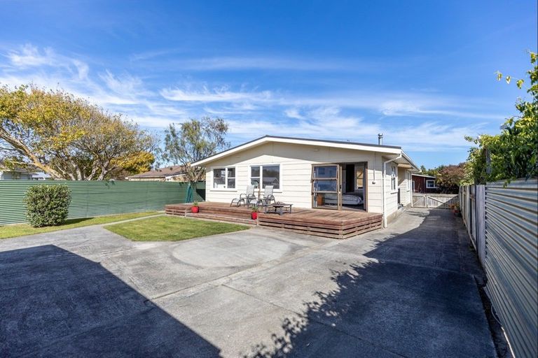 Photo of property in 4 Greenock Place, Awapuni, Palmerston North, 4412