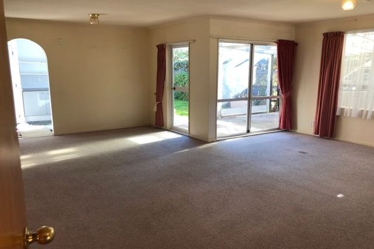Photo of property in 124 Main Road, Waikanae, 5036