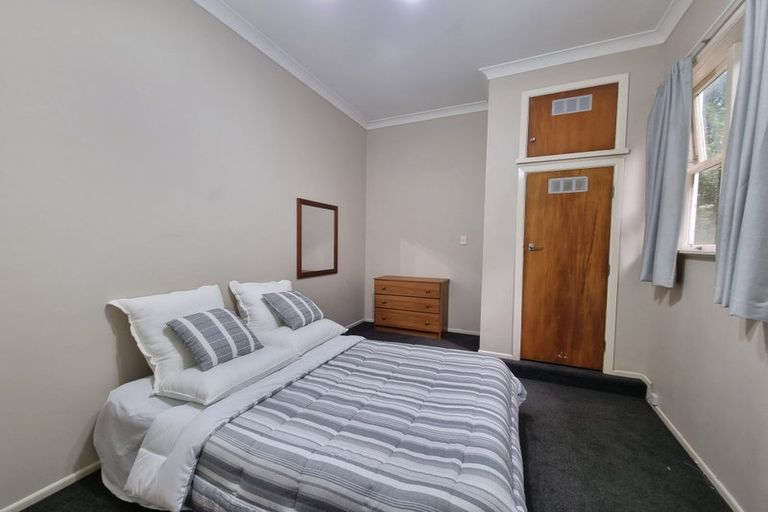 Photo of property in 48 Aurora Terrace, Kelburn, Wellington, 6012