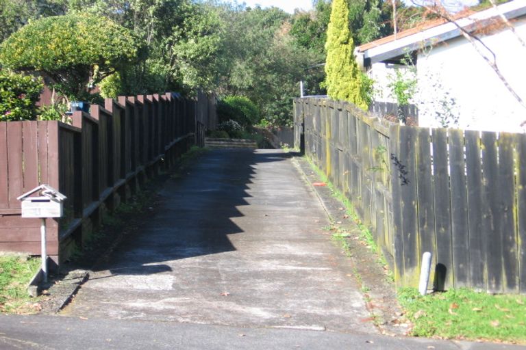 Photo of property in 15 Banyan Drive, Totara Heights, Auckland, 2105