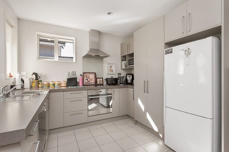 Photo of property in 2/70 Saint Martins Road, Saint Martins, Christchurch, 8022