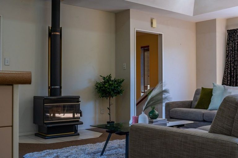 Photo of property in 1/22 Korimako Road, Waipahihi, Taupo, 3330