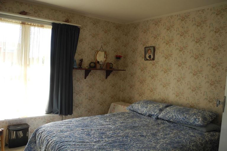 Photo of property in 9 Oxford Street, Waimate, 7924