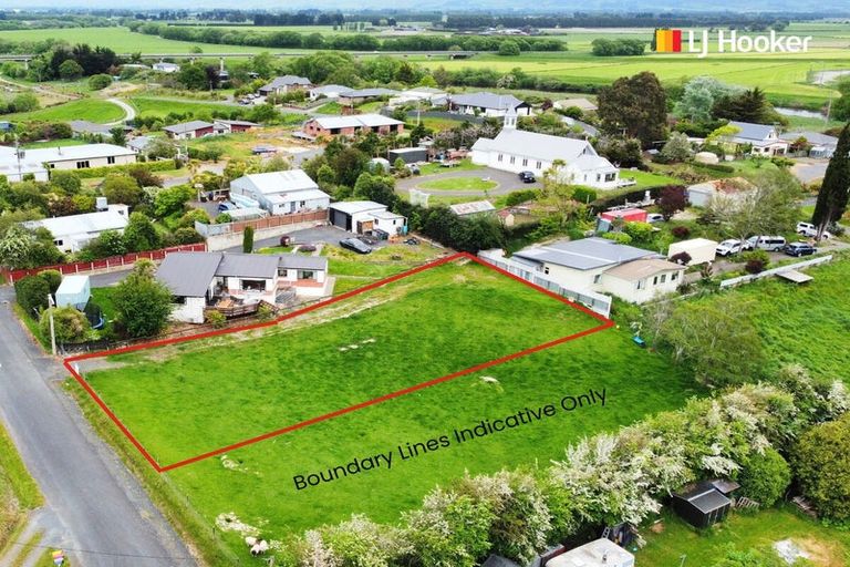 Photo of property in 15 Snowdon Street, Allanton, Mosgiel, 9092