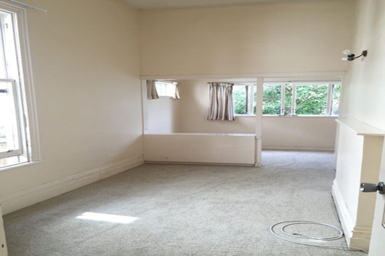 Photo of property in 81 Bolton Street, Kelburn, Wellington, 6012