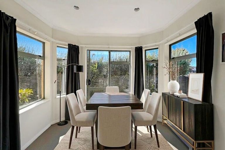 Photo of property in 4 Francis Skinner Place, Orewa, 0931
