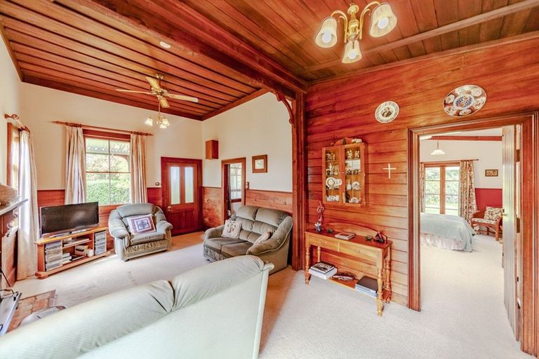 Photo of property in 31 Lyall Street, Tikokino, Waipawa, 4273