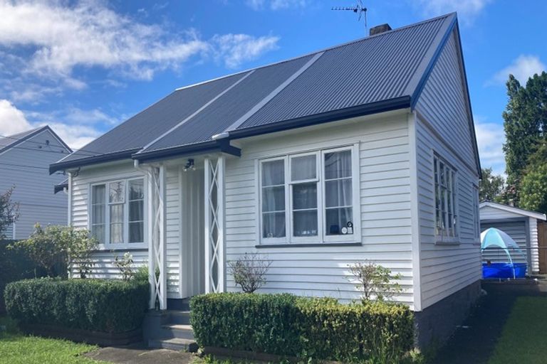 Photo of property in 99 Rimu Street, Maeroa, Hamilton, 3200