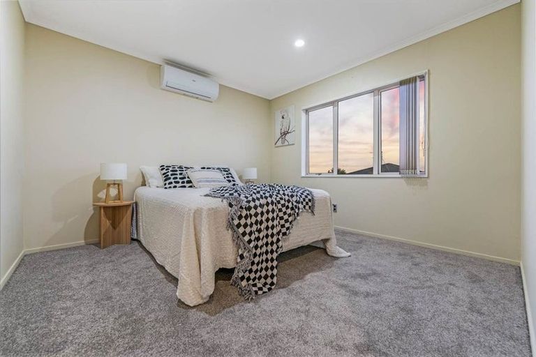 Photo of property in 6 Magnolia Place, Flat Bush, Auckland, 2016