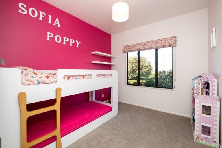 Photo of property in 95 Richmond Road, Clive, Hastings, 4180