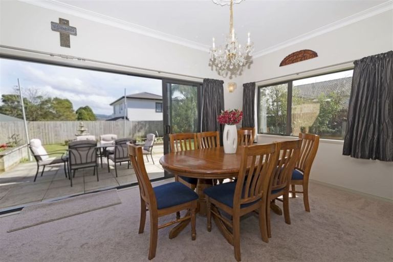Photo of property in 65d View Road, Henderson, Auckland, 0612