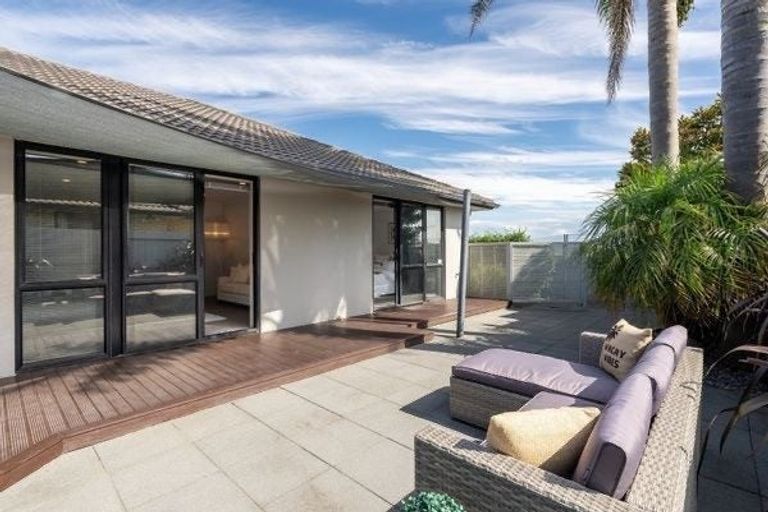 Photo of property in 58 Gibson Place, Papamoa Beach, Papamoa, 3118
