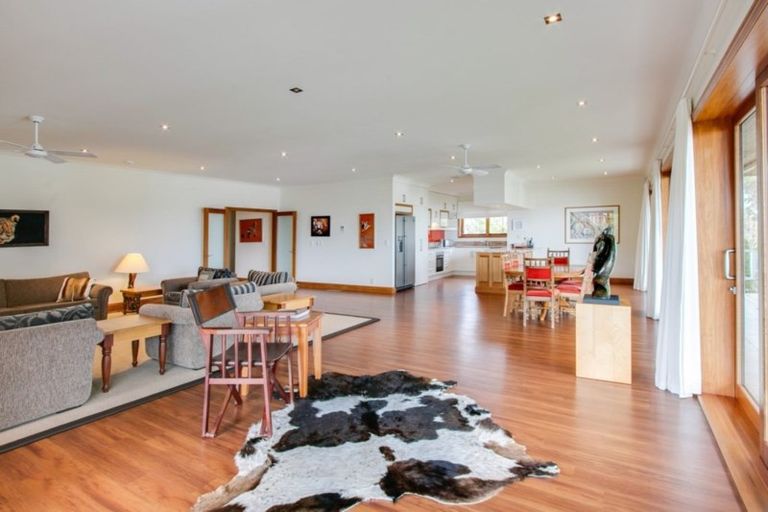 Photo of property in 26 Cameron Road, Bluff Hill, Napier, 4110