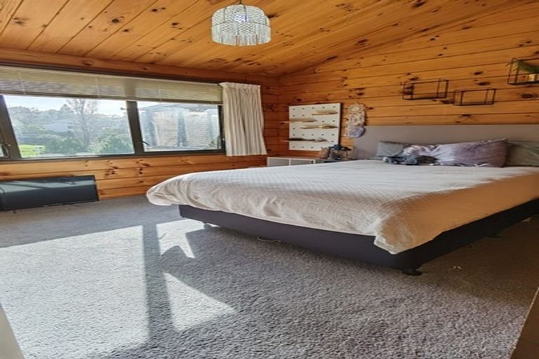 Photo of property in 78 Cheriton Road, Mellons Bay, Auckland, 2014