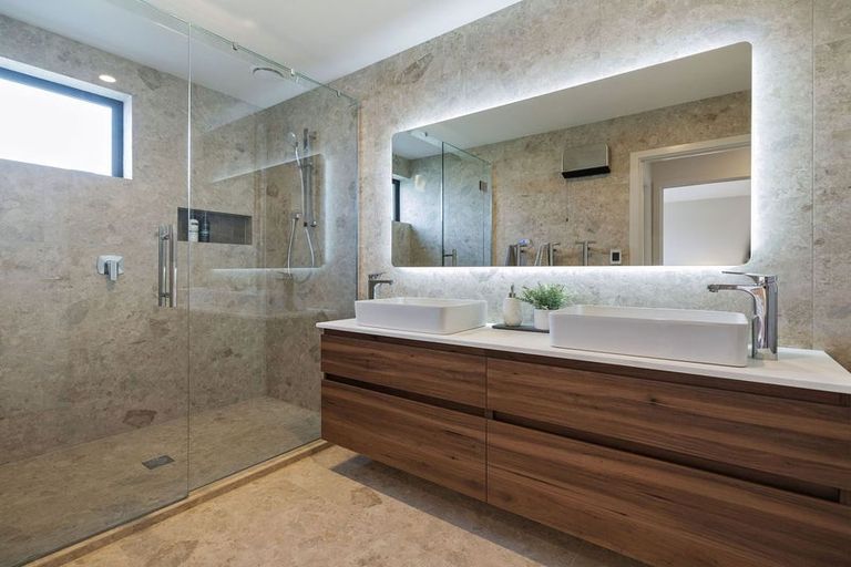 Photo of property in 21 Alpha Street, Cromwell, 9310