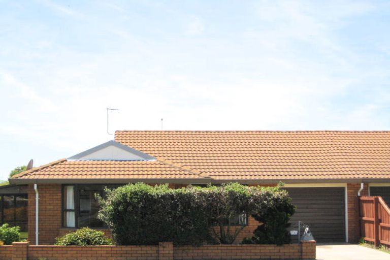 Photo of property in 2/2 Kirk Road, Templeton, Christchurch, 8042