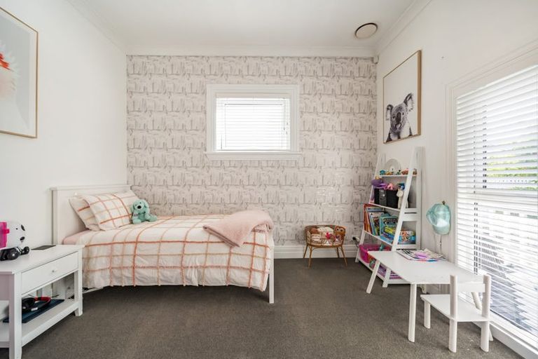 Photo of property in 77 Richmond Street, Petone, Lower Hutt, 5012