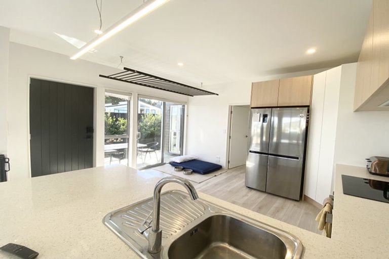 Photo of property in 2 Heri Lane, Westgate, Auckland, 0814