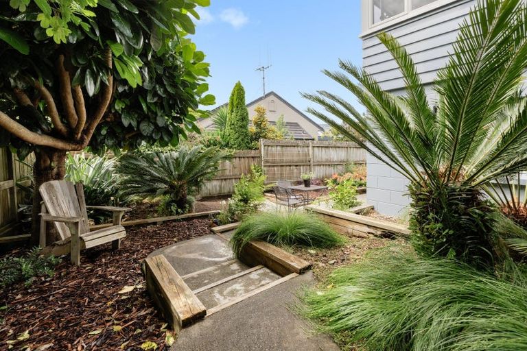 Photo of property in 12 Brodie Place, Bethlehem, Tauranga, 3110