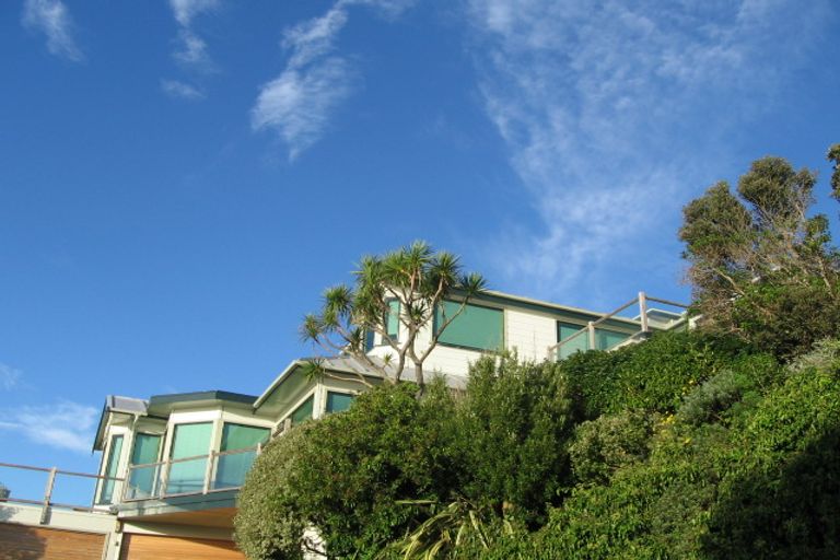 Photo of property in 19 Palliser Road, Roseneath, Wellington, 6011