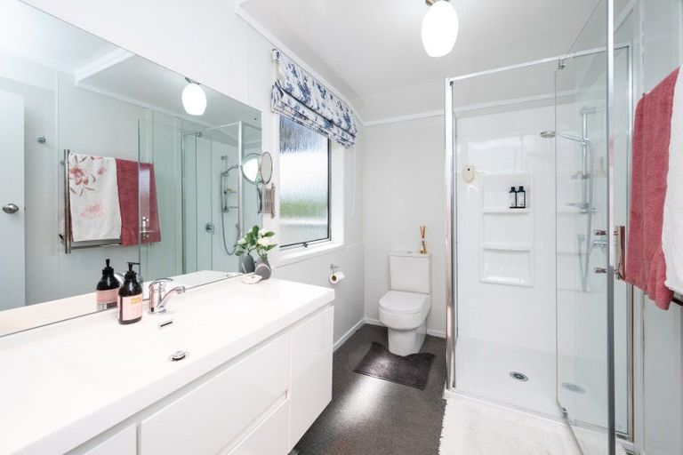 Photo of property in 109b King Street, Hikurangi, 0114