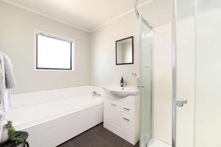 Photo of property in 1/159 Waitaha Road, Welcome Bay, Tauranga, 3112