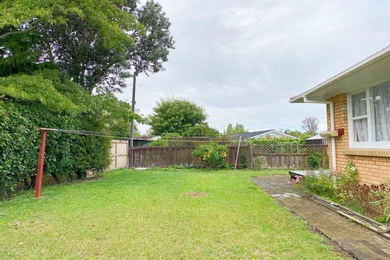 Photo of property in 28 Regent Street, Silverdale, Hamilton, 3216