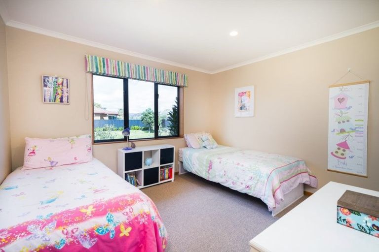 Photo of property in 17 Madeleine Terrace, Papamoa Beach, Papamoa, 3118