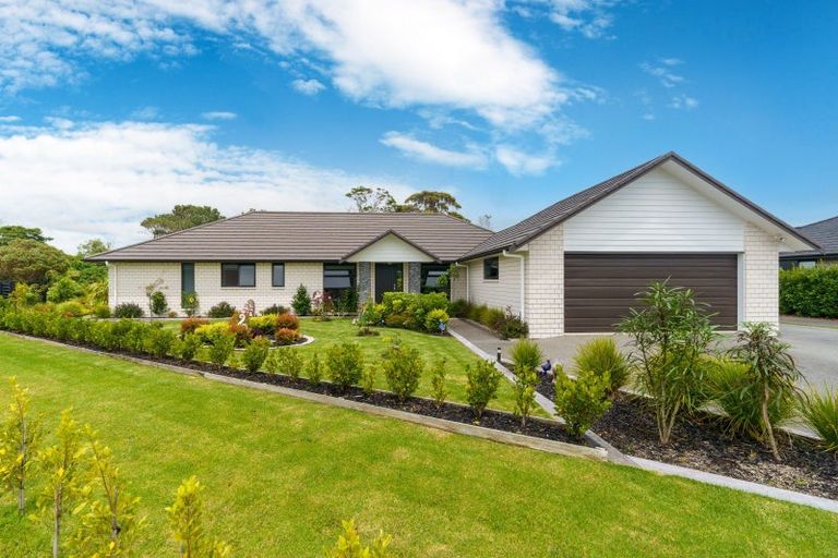 Photo of property in 18 Park Rise, Mangawhai Heads, Mangawhai, 0505