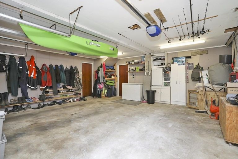 Photo of property in 82 Kildare View, Waikiwi, Invercargill, 9810