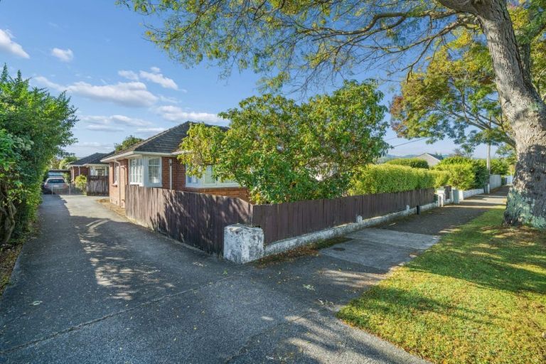 Photo of property in 82 Pine Avenue, Ebdentown, Upper Hutt, 5018