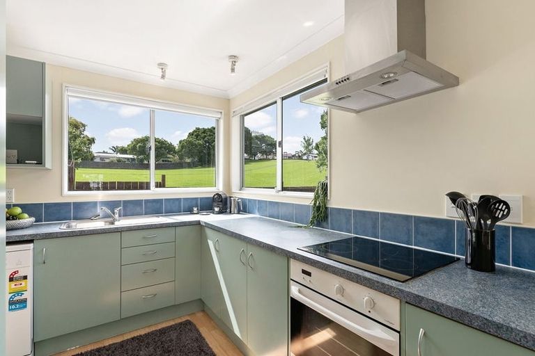 Photo of property in 4 Bain Place, Bucklands Beach, Auckland, 2014