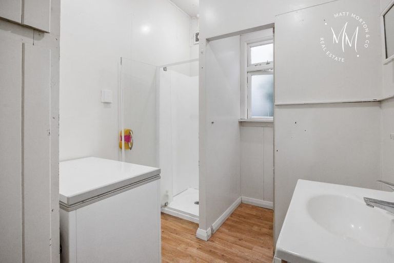 Photo of property in 116 Gore Place, North Dunedin, Dunedin, 9016