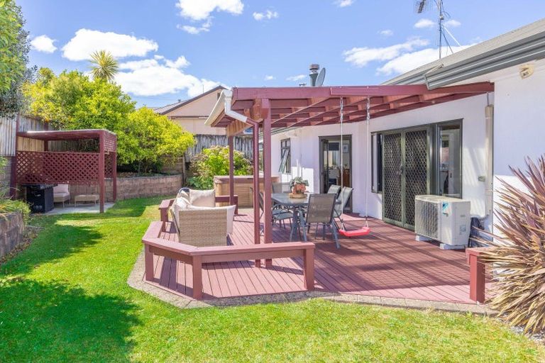 Photo of property in 66 Ayrshire Drive, Grandview Heights, Hamilton, 3200