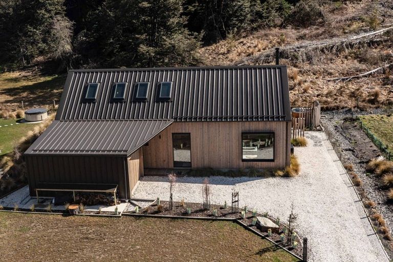 Photo of property in 34a Luge Loop, Castle Hill, 7580