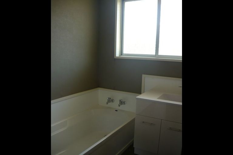 Photo of property in 24 Paul Street, Waimate, 7924