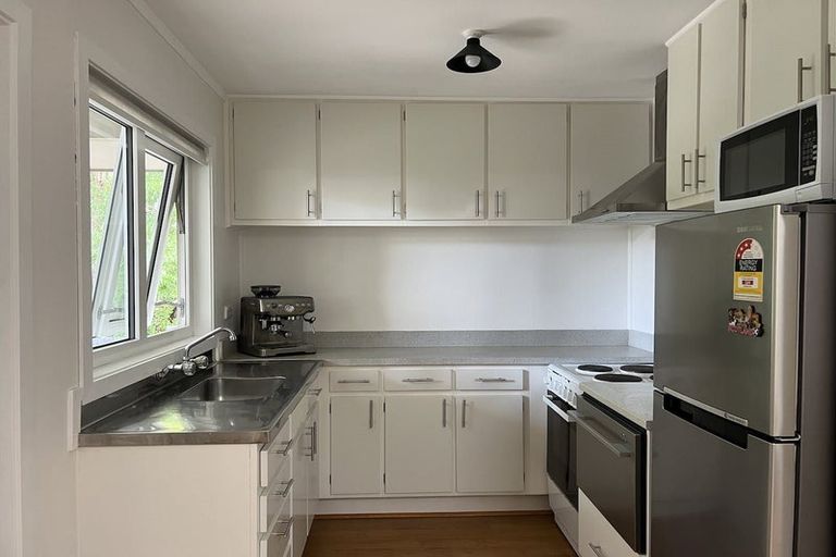 Photo of property in 2/106 Monarch Avenue, Hillcrest, Auckland, 0627