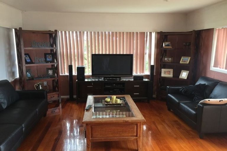 Photo of property in 2 Finchley Road, Torbay, Auckland, 0632