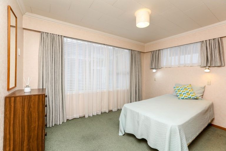Photo of property in 4/6 Gilbert Street, New Plymouth, 4310