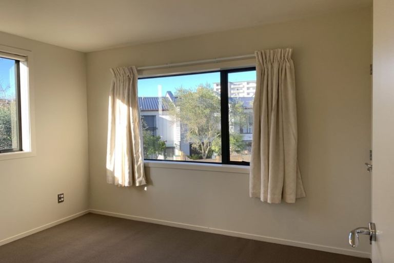 Photo of property in Greenwich Apartments, 31/3 Burton Street, Grafton, Auckland, 1010