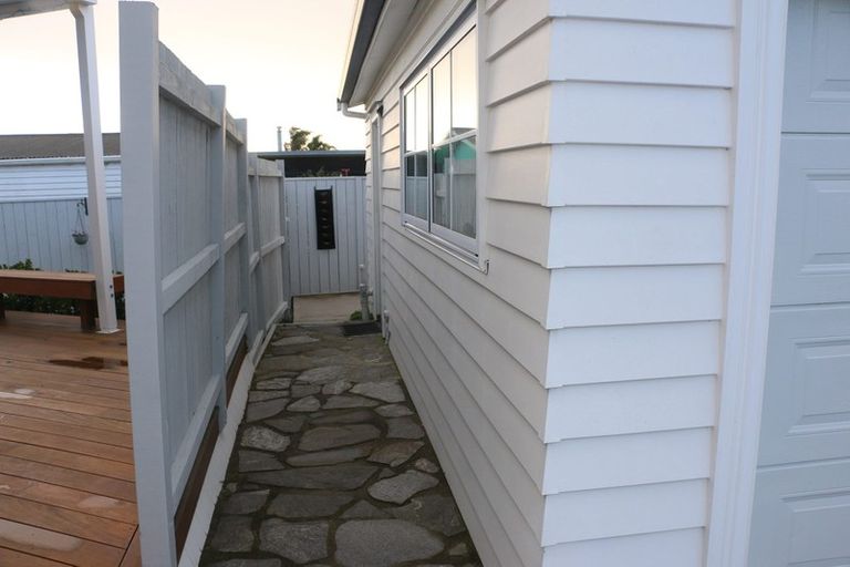 Photo of property in 64 Karaka Road, Beachlands, Auckland, 2018