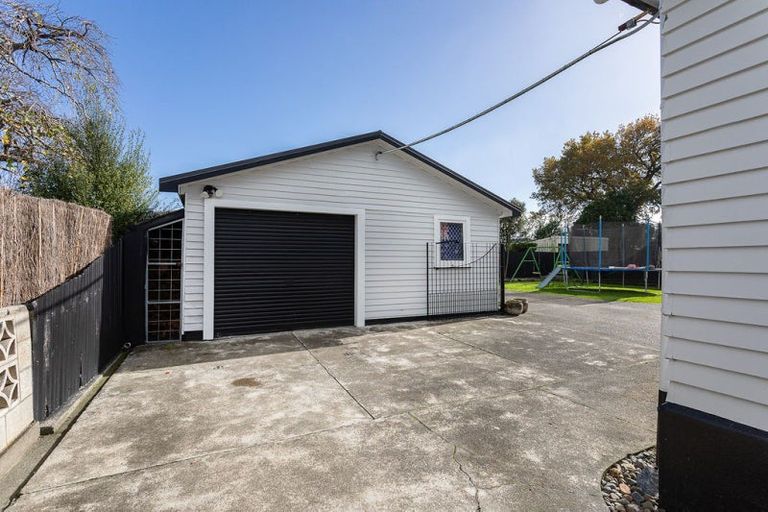 Photo of property in 35 Guy Street, Dannevirke, 4930