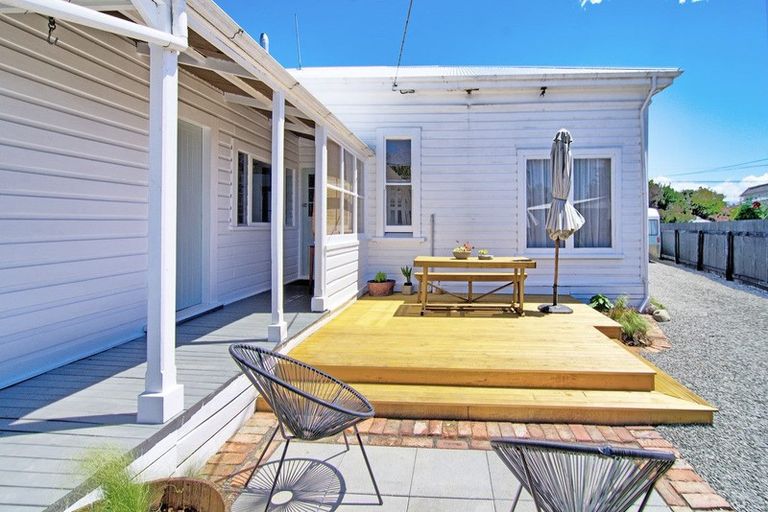 Photo of property in 64 Lincoln Road, Masterton, 5810