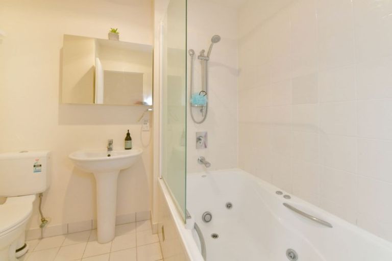 Photo of property in 39/3 Riverside Road, Orewa, 0931