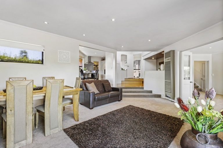 Photo of property in 5 Landell Place, Harrowfield, Hamilton, 3210